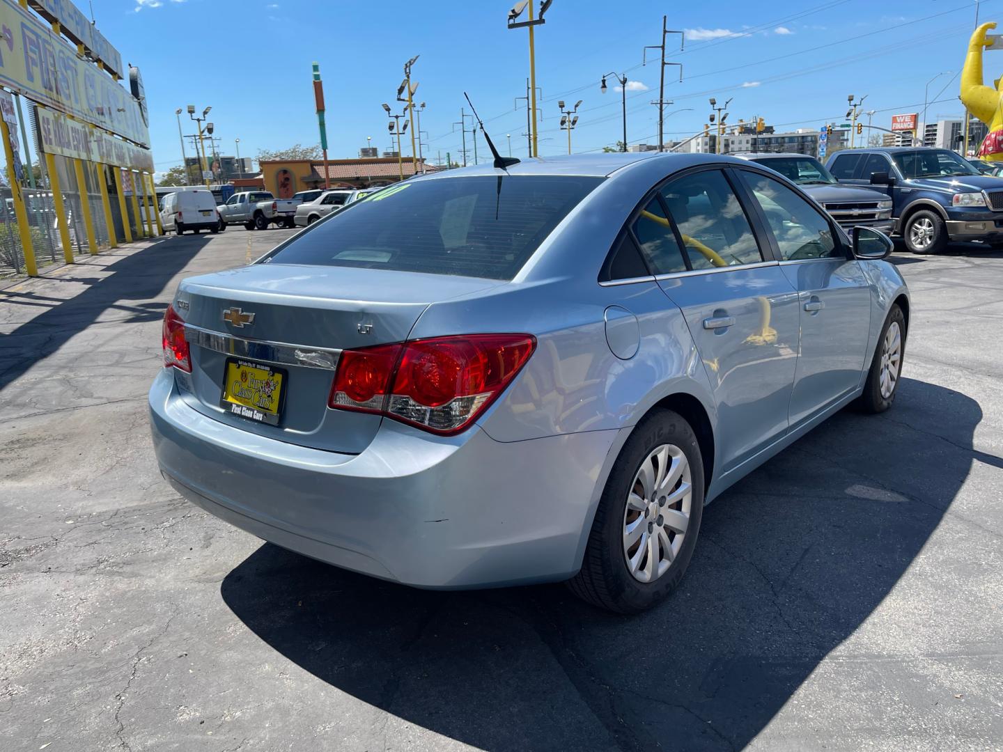 2011 Blue /Tan Chevrolet Cruze LT (1G1PF5S93B7) with an 1.4Liter 4 CYLINDER engine, AUTOMATIC transmission, located at 801 South State Street, Salt Lake City, UT, 84111, (801) 328-0098, 40.751953, -111.888206 - 2011 Chevrolet Cruze LT Blue. Gets great gas mileage with a 1.4 Liter 4 cylinder engine. Must come see it is a clean title with no reported accidents on the CarFax. * All advertised prices are just dollars above cost to make room for new inventory these are our cash prices plus taxes, licensing an - Photo#4